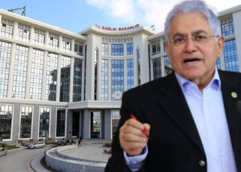 Eski CHP'li Vekil Sağlık Sistemini Böyle Eleştirdi! 'Komediye Bakın' Diyerek Tek Tek Anlattı