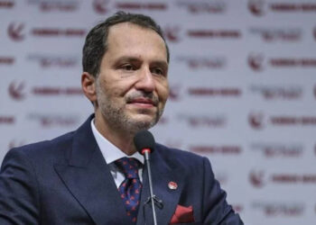 Fatih Erbakan'dan Bahçeli'nin Çağrısına Tepki: Kürt Vatandaşlarımızın Temsilcisi DEM Parti'dir