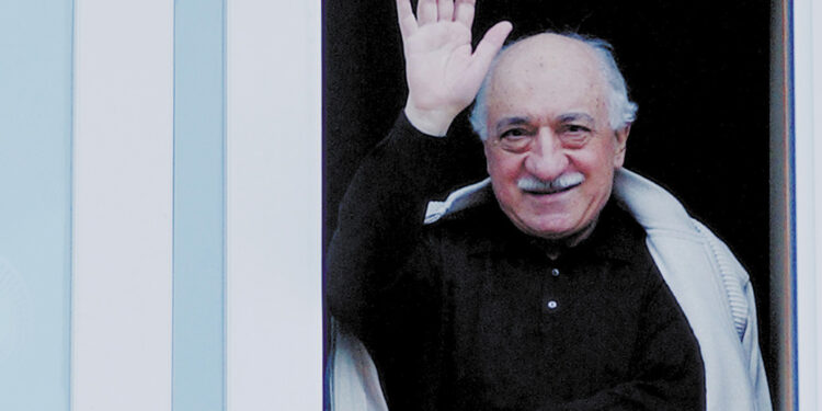 Fethullah Gülen Hocaefendi ruhunun ufkuna yürüdü