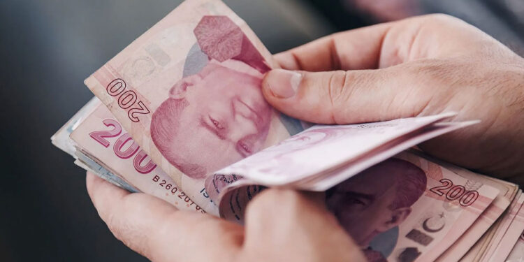 Finans Devi Türkiye'de Asgari Ücret İçin En Net Rakamı Duyurdu! Çalışanları Üzecek Gelişme