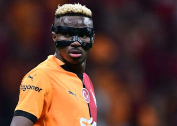 Galatasaray Taraftarına Osimhen Şoku: Kulüp Resmen Açıkladı