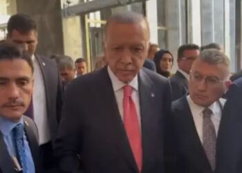 Gazetecilikte Erdoğan’ın talimatıyla cevap dönemi! “DEM Parti sorusuna Rüya cevap versin”