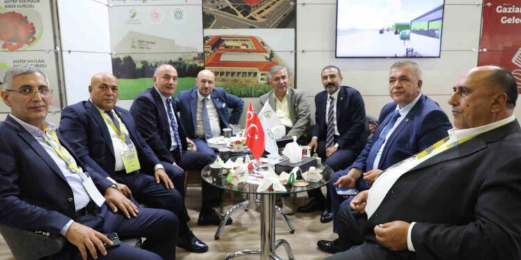 Gaziantep'in Yöresel Lezzetleri YÖREX Fuarına Çıktı