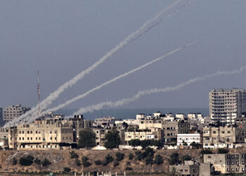 Gazze'den Aylar Sonra Bir İlk: İsrail'e Karşı Düğmeye Bastı