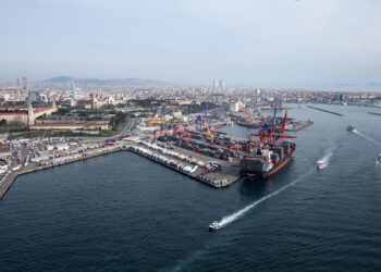 Gazze’ye yardım taşıyan gemiler Türkiye’de engellendi