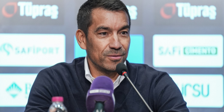 Giovanni van Bronckhorst’dan Derbi Öncesi Açıklama