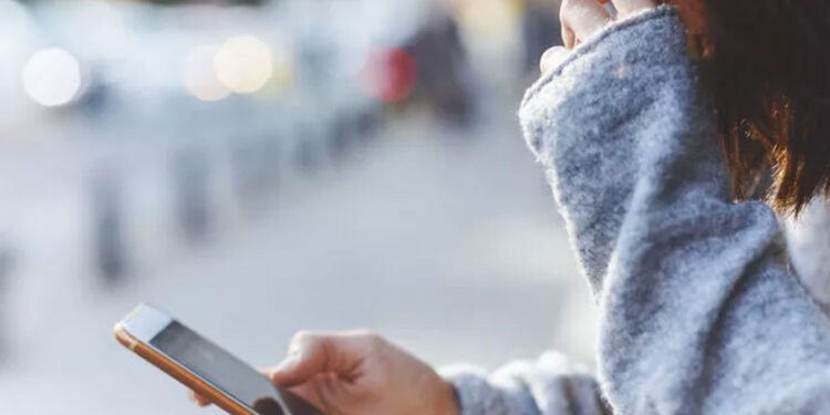 Halka açık yerlerde Wi-Fi kullananlar dikkat: Bankadaki paranız buhar olabilir!