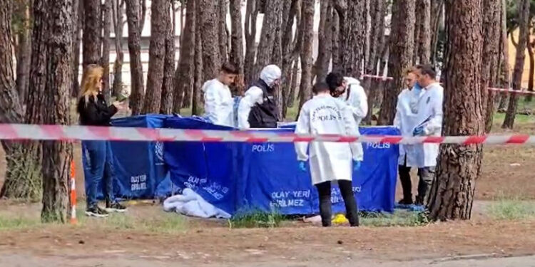 Hastane bahçesinde cinayet; önce karısını öldürdü, sonra intihar etti