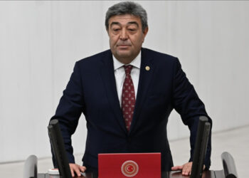 İYİ Parti'den İstifa Eden Dursun Ataş, AKP'ye Katılıyor