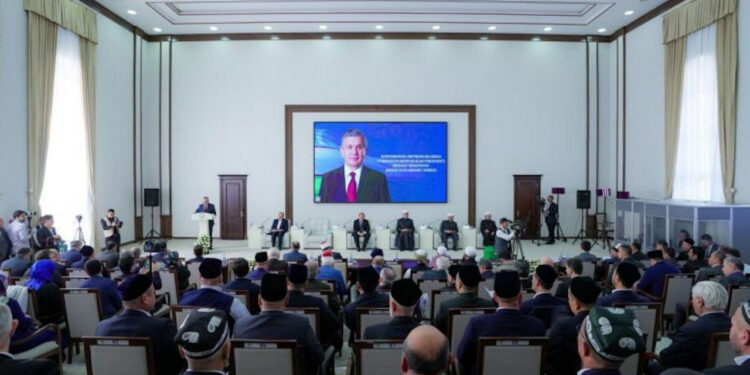 İmam Tirmizi'nin Eserlerinin İslam Medeniyetindeki Yeri Temalı Konferans Düzenlendi