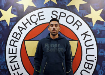 İrfan Can Kahveci: 'Jose Mourinho Tebrik Etti'