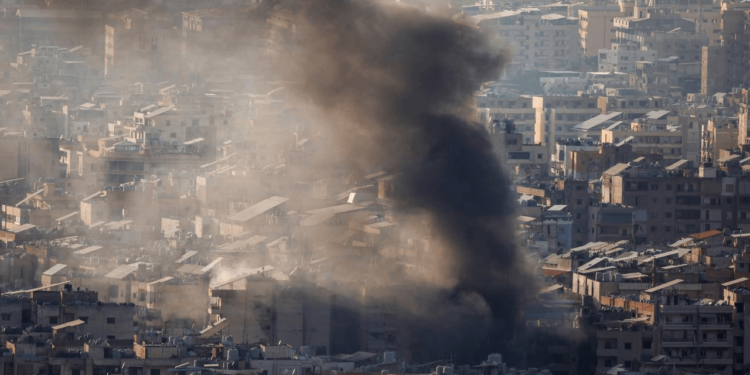 İsrail Lübnan'da Hristiyan Mahallesini Vurdu, 18 Ölü