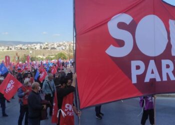İstanbul SOL Parti'den Ahmet Özer'in gözaltına alınmasına tepki: Bu saldırıyı durduracağız