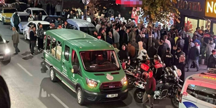 İstanbul'da Otel Odasında Dehşet! 22 Yaşındaki Genç Ölü Bulundu