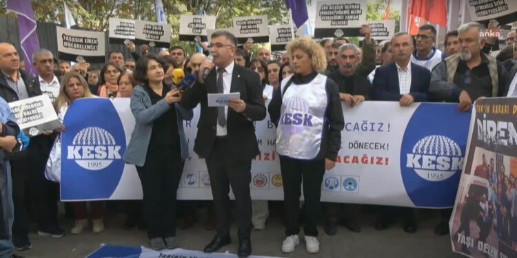 KESK’ten KHK eylemi: 2 bin 521 kişi görevine hâlâ iade edilmedi