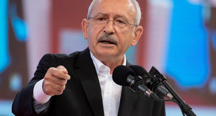 Kılıçdaroğlu: “CHP, tarihsel kimliğine uygun olarak görevini yerine getirmelidir”