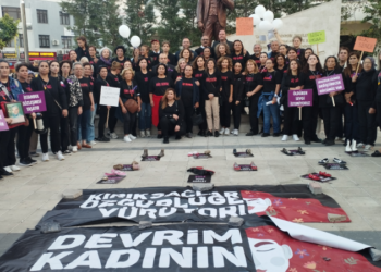 "Kırık Saçlı Kadınlar Özgürlüğe Yürüyor" eylemleri 3. gününde