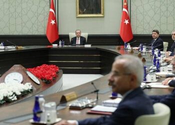 Köfteci Yusuf olayı, Tarım Bakanı'nı koltuğundan edebilir, Berat Albayrak geri dönebilir