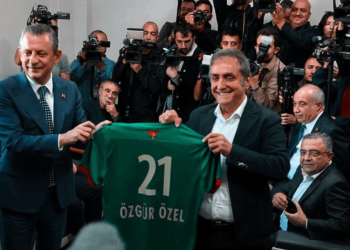 Kulüp Başkanı Açıkladı: Amedspor, Özgür Özel'den Ne İstedi?