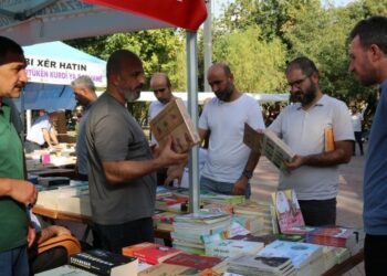 Kürtçe Kitap Fuarı: Kitaplarımızı tanıyıp, okuyalım