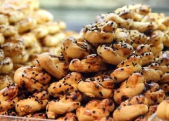 Kuru pasta ikramı ve ekonomi sınıfı uçma tedbirleri kaldırıldı