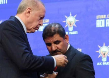 Liyakat Yine Çiğnendi... Hayrettin Özdemir AKP'ye Geçince Belediyeyi Ailesiyle Doldurdu!
