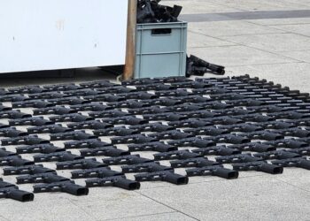 Lüks rezidanstan cephanelik çıktı! Silah imalathanesi olarak kullanılmış