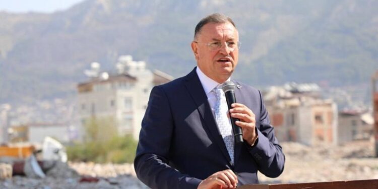 Lütfü Savaş, CHP’den istifa edecek iddiası