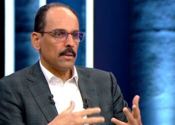 MİT Başkanı Kalın’dan AKP MKYK toplantısında “Gülen” sunumu