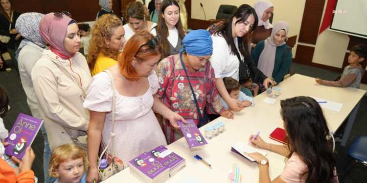 Marmaraereğlisi Belediyesi'nden Dünya Kız Çocukları Günü Semineri