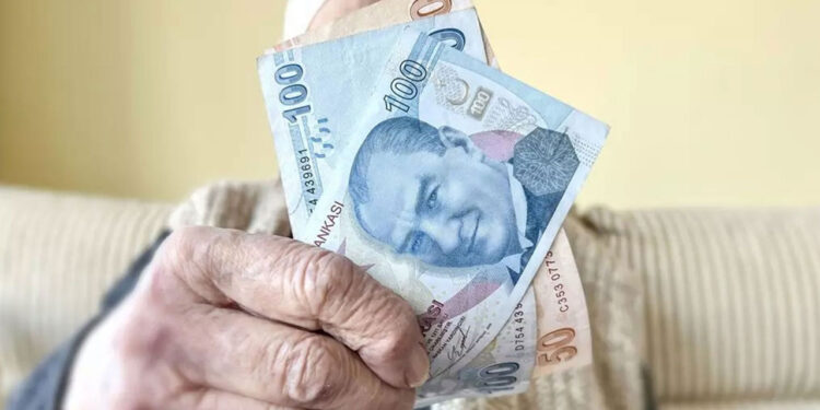 Milyonların Beklediği Haber Geldi... AKP'den 'Emekli Maaşı' Raporu!