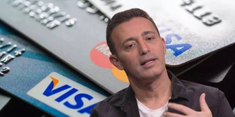 Mustafa Sandal dahi (!) kredi kartı limitini düşürdü