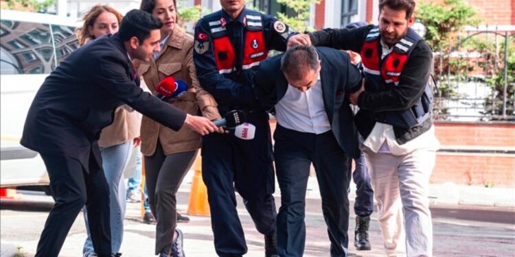 "O bizden önce gerçekleşen bir olay"