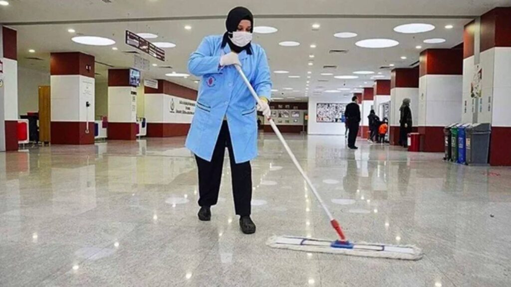 Okullarda nasıl olur da “kaçak işçi” çalıştırır, böyle devlet mi olur!