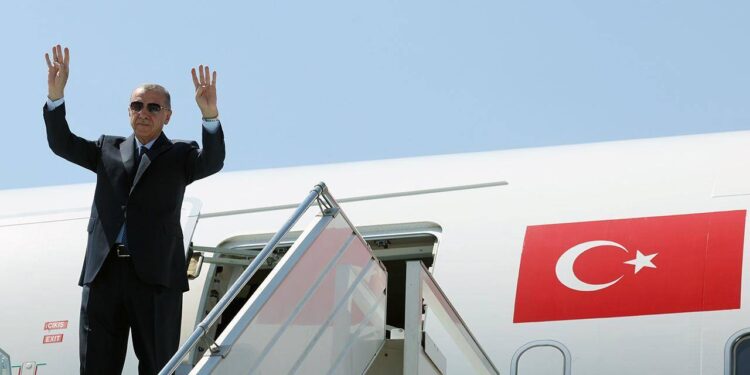 Önce ülkede tehdit varmış algısı yarat, sonra vergiyi dayat