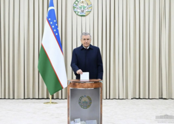 Özbekistan seçimlerini Liberal Demokrat Parti kazandı