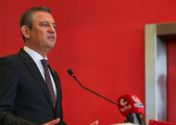 Özgür Özel'den Kurmaylarına Talimat: 'Mayıs Ayına Kadar Bitirin...'