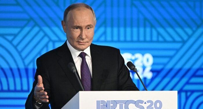 Putin’den Batı’ya yalnız değilim mesajı; birçok lideri Rusya’da ağırlayacak