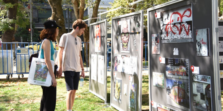 Rakun Sergisi, Kadıköy Belediyesi Karikatür Evi'nde Ziyarete Açılıyor