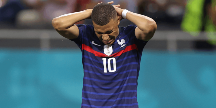 Real Madrid'in Yıldızı Mbappe'den 'Tecavüz Skandalı' Açıklaması