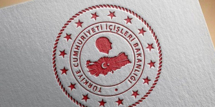 Sığınmacıların Türkiye'de izinsiz çalışma süreleri uzatıldı