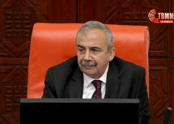 TBMM Başkanvekili Sırrı Süreyya Önder’den ‘çözüm süreci’ açıklaması: “Kuyu derin, ip kısa!”