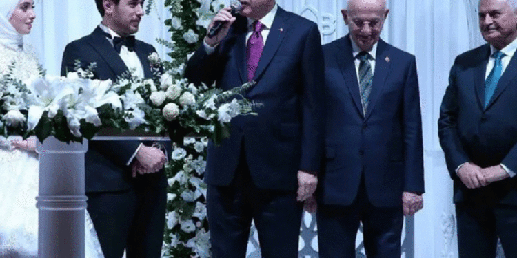 TMSF’nin gasp ettiği şirketlerin içini boşaltmıştı: AKP’li Nurettin Canikli’nin oğlu Saray’a atandı