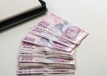 TÜRK-İŞ, açlık sınırını 19 bin 830, yoksulluk sınırını ise 64 bin 595 TL olarak açıkladı!