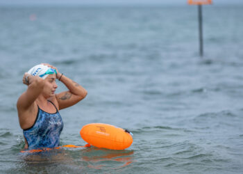 Tarihi Başarı: Ultra Maraton Yüzücüsü Bengisu Avcı, Molokai Kanalı'nı Geçti