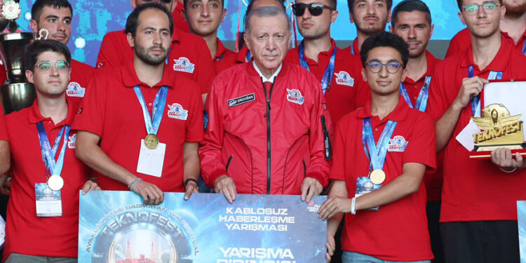 Tayyip Erdoğan: “İsrail, ateşi tüm bölgeye yaymak için her yolu deniyor”