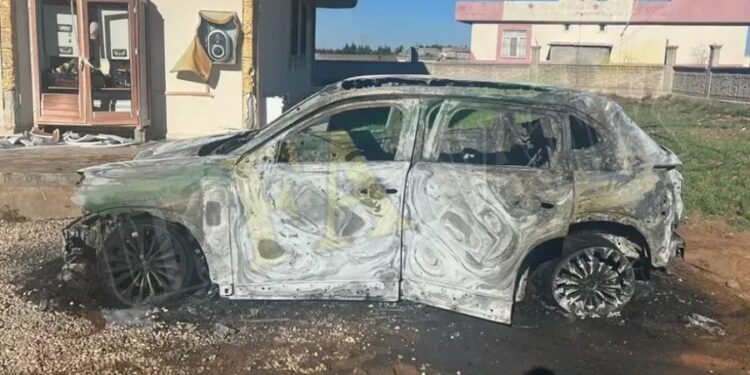 Togg T10X şarj olurken yandı