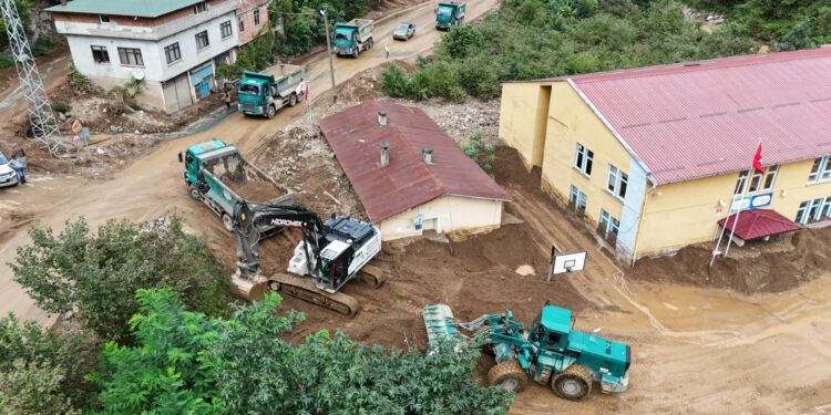 Trabzon'da selin bilançosu ağırlaşıyor; 210 milyon liraya yaklaştı