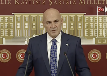 Turhan Çömez: “TUSAŞ’a saldırı olurken MİT Başkanı AKP’ye ‘F.TÖ’ brifingi veriyordu!”