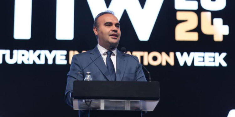 Türkiye İnovasyon Haftası'nda Teknoloji ve AR-GE'nin Önemi Vurgulandı